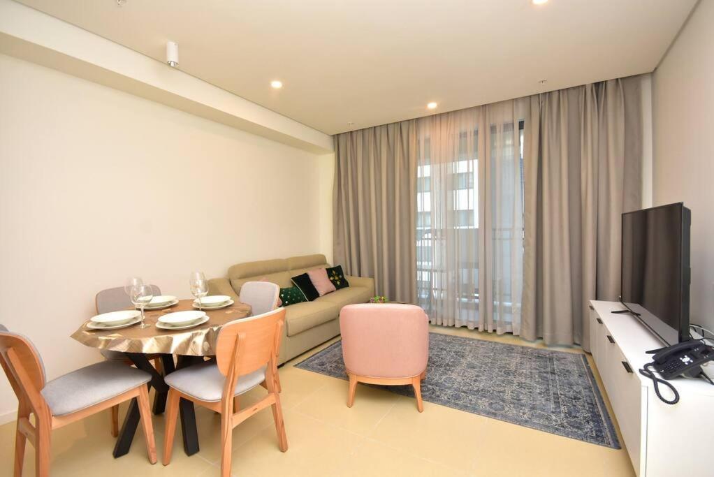 Brand New ! Seaside Apt With Poolview & Parking Budva Exterior photo
